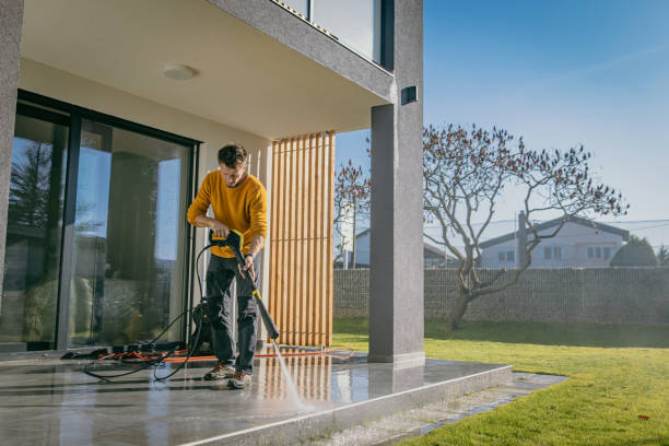 Best Animal Enclosure Cleaning  in Pascoag, RI